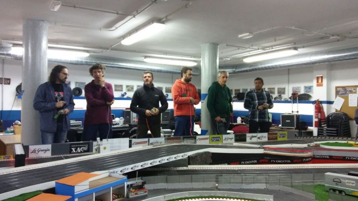 Pilots de la segona màniga en acció.